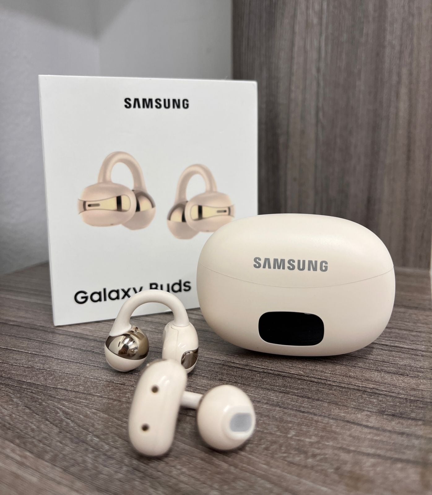 Gray helmet for bikers